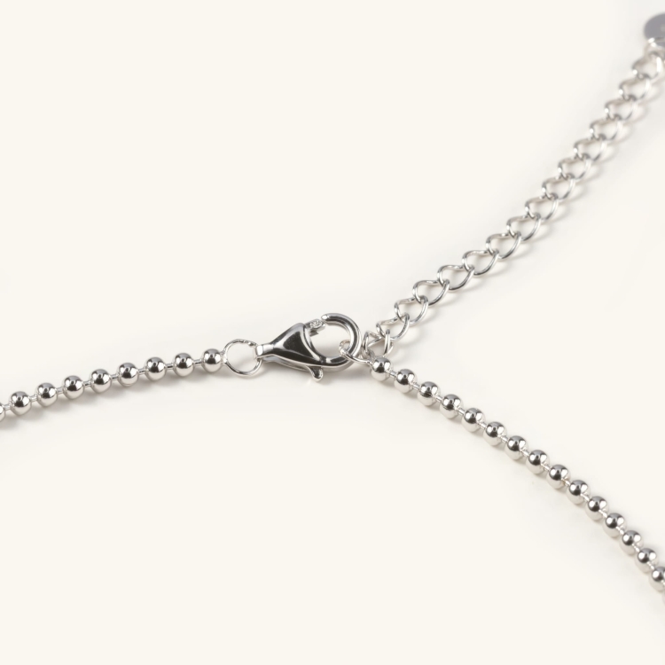 Naszyjnik srebrny z cyrkonią.